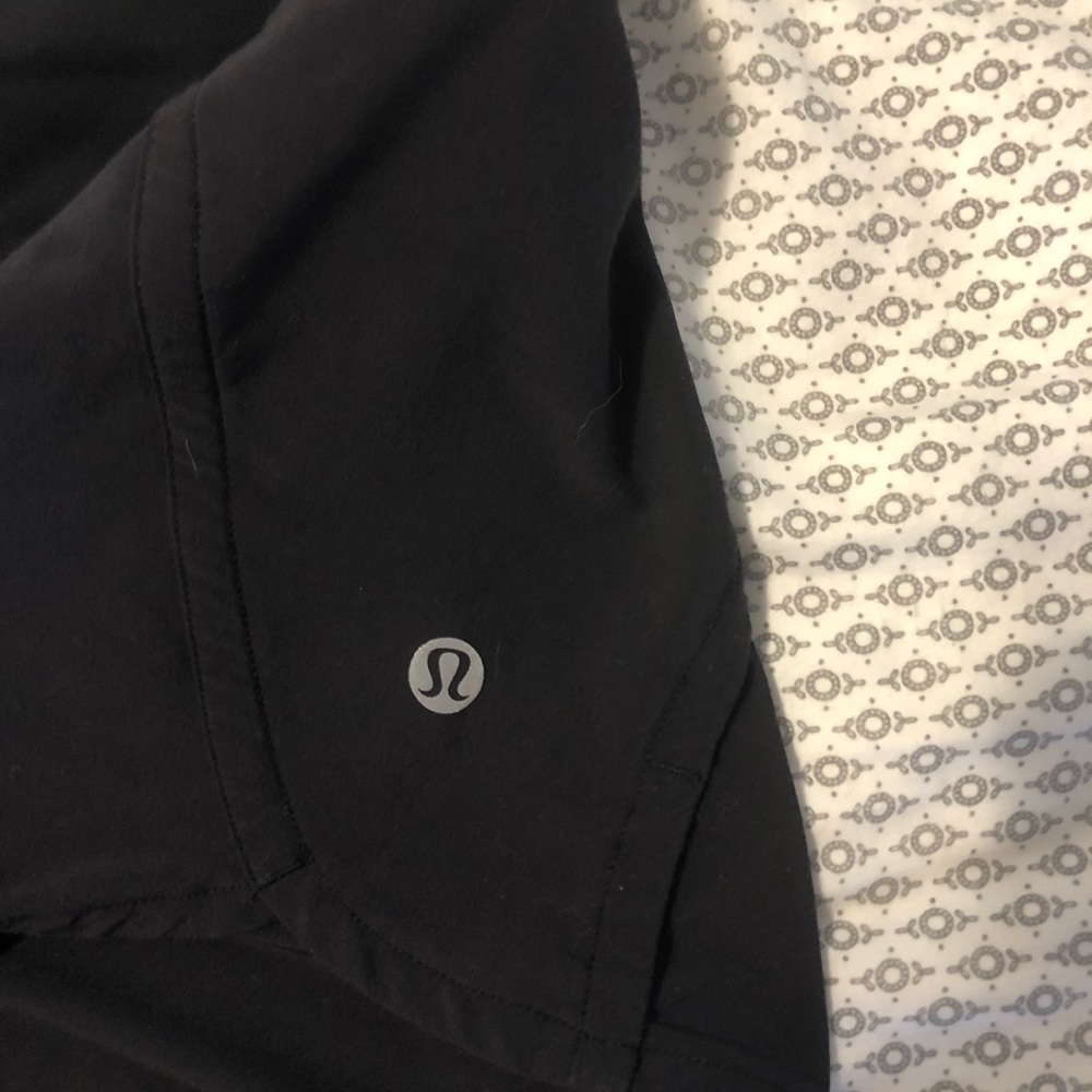 Lulu lemon black shorts size 2
